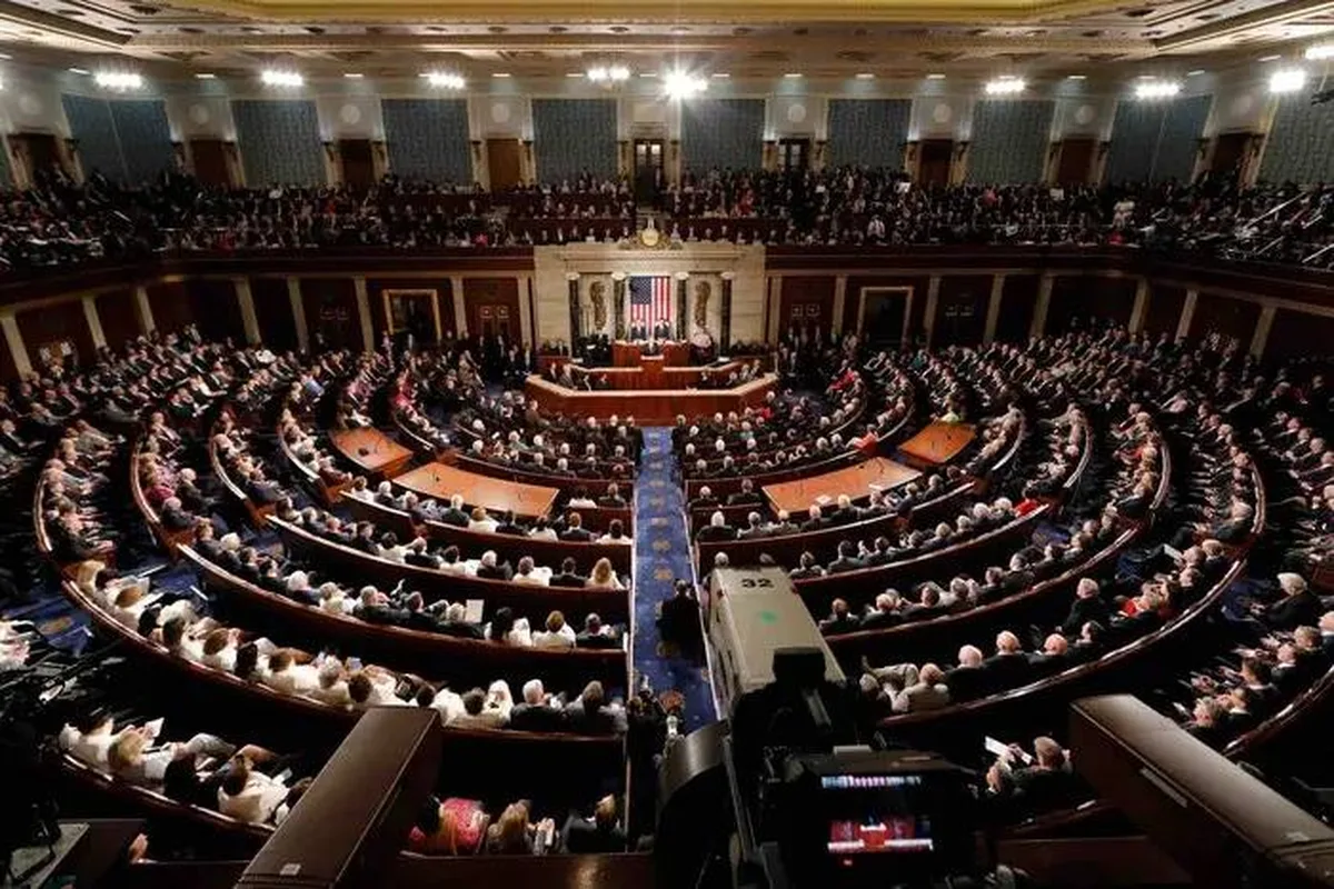 Зал засідань Конгресу США з депутатами на місцях